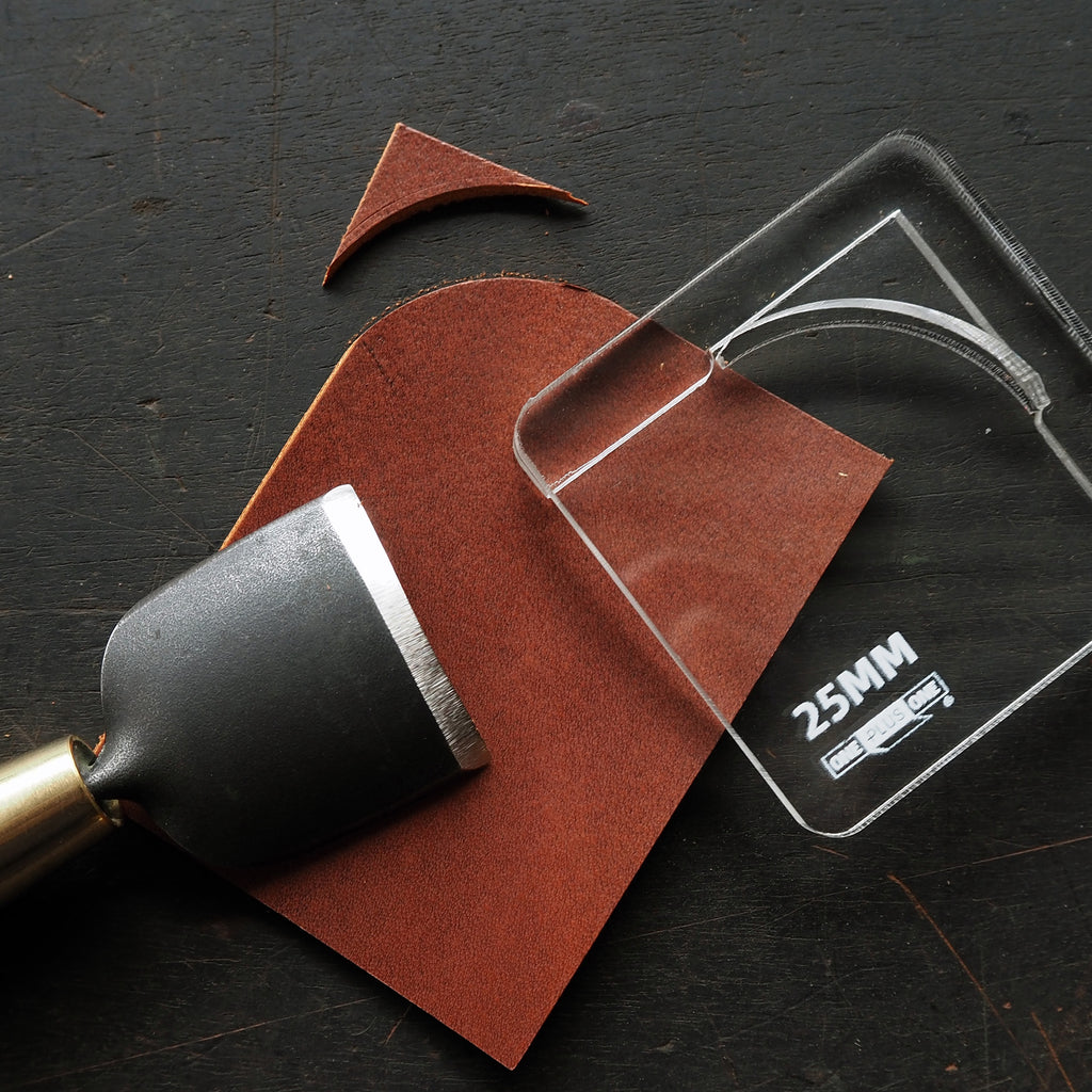 CPT Corner Punch Tool – Full Set with corner punch, jigs, and leather pieces for accurate cutting.